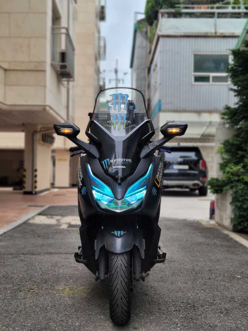 Honda forza 300 - Фото 2