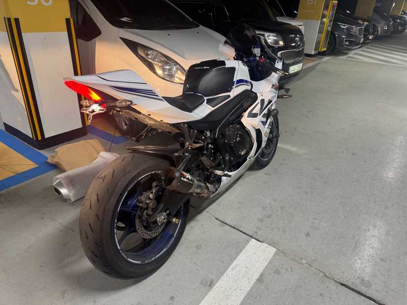 Suzuki GSX R 1000 R - Фото 7