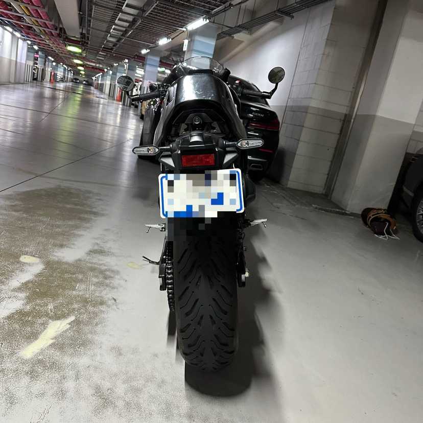 Yamaha XSR 900 - Фото 6