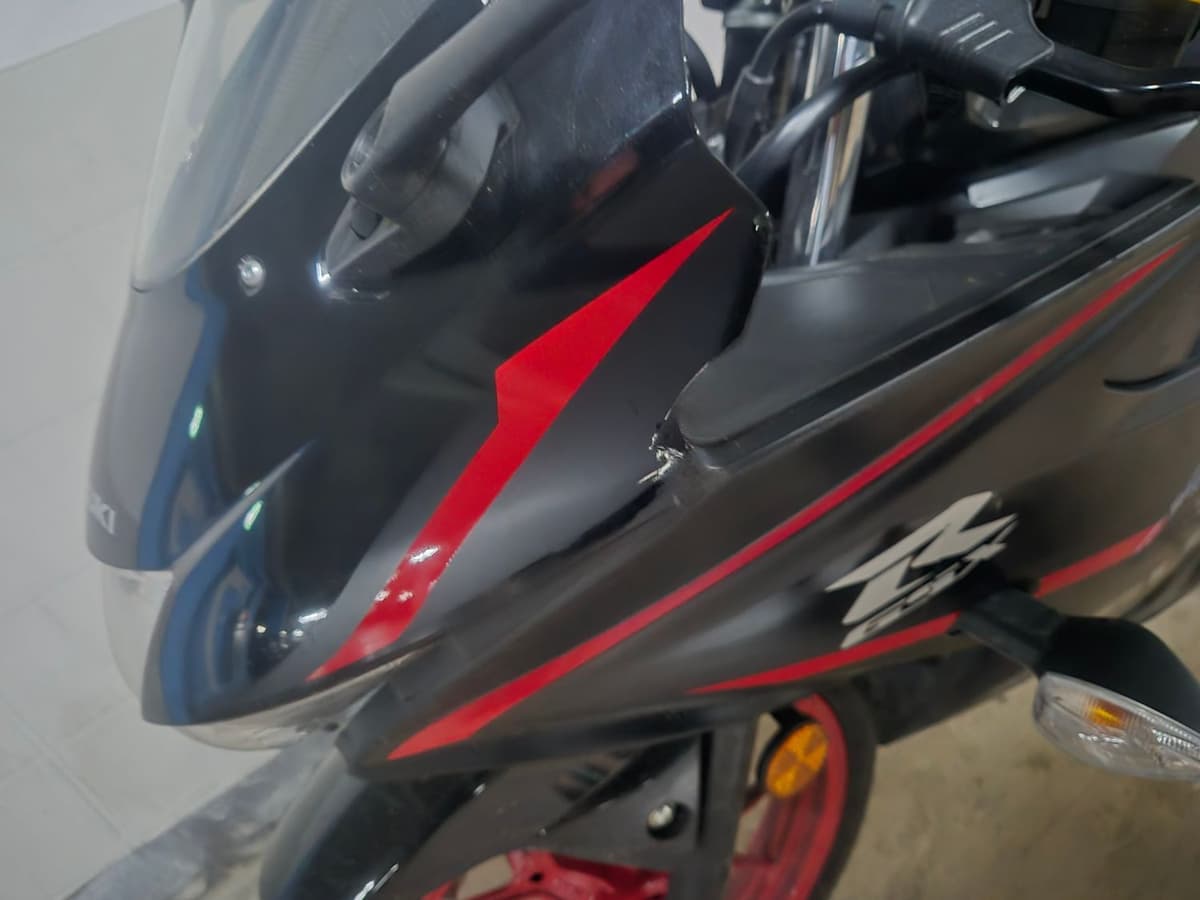 스즈키 GSX R 125 ABS 1