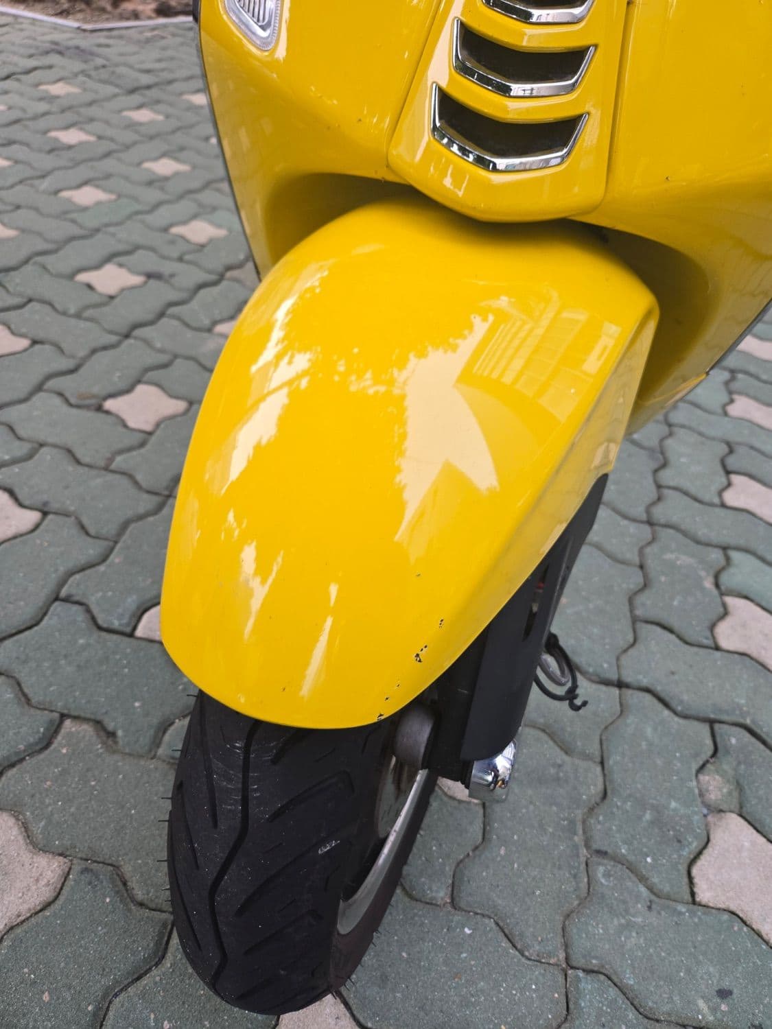 베스파 스프린트 125 ABS 5