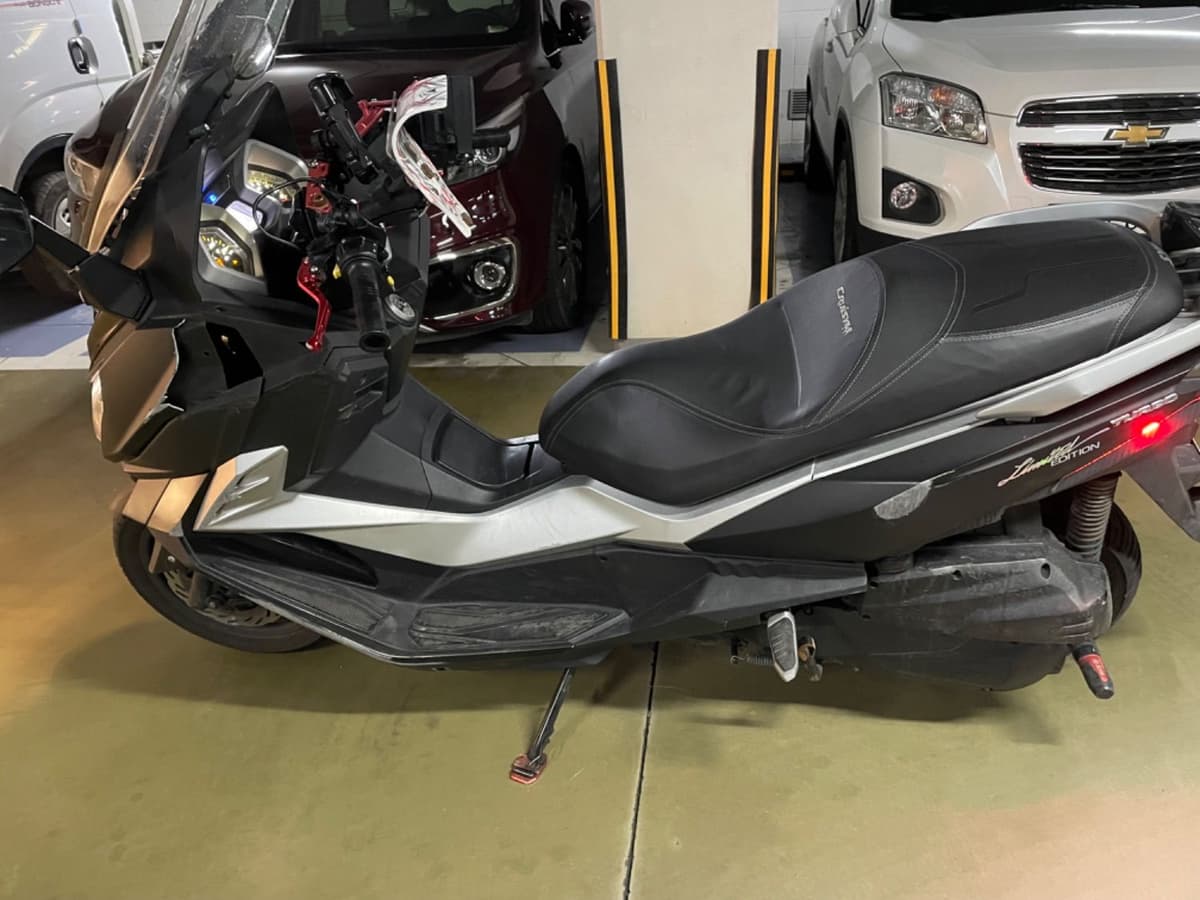 SYM 크루심 125 ABS 8