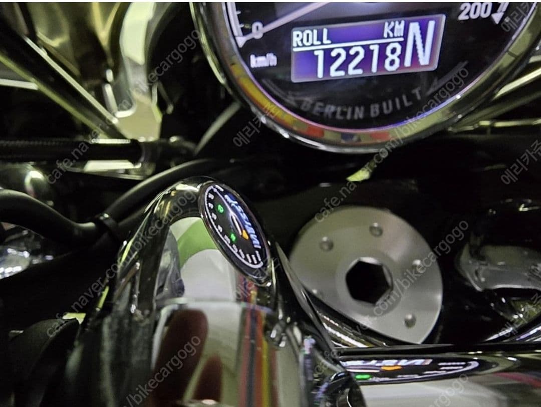 BMW R 18 클래식 8