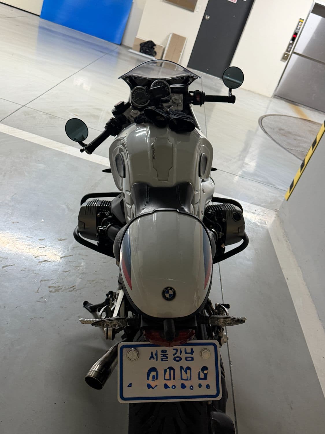 BMW R nine T 레이서 15