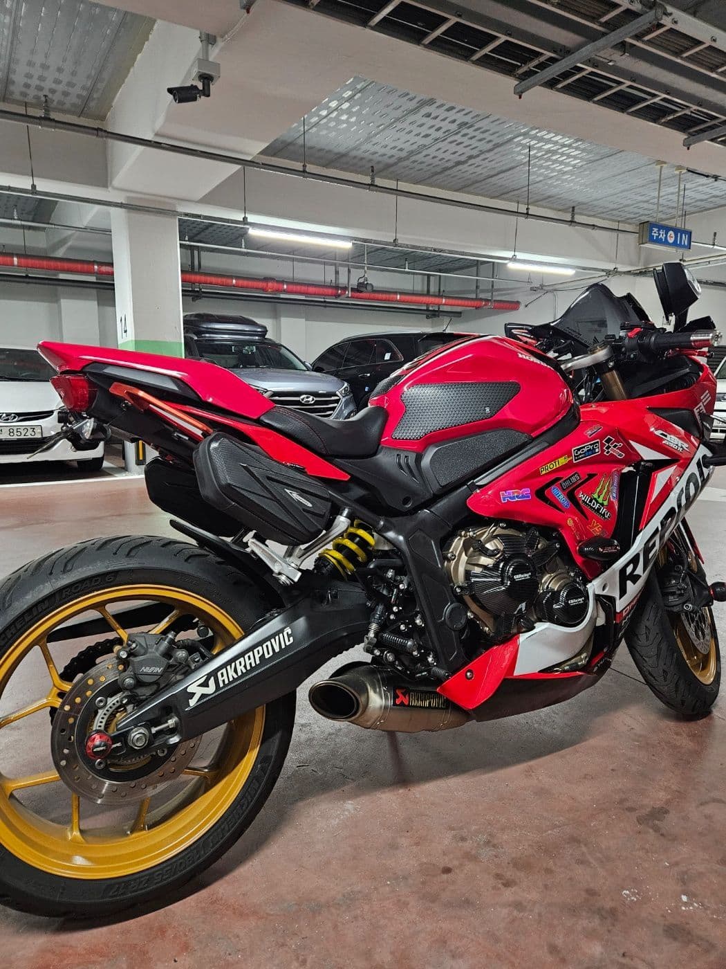 혼다 CBR 650 R MT 4