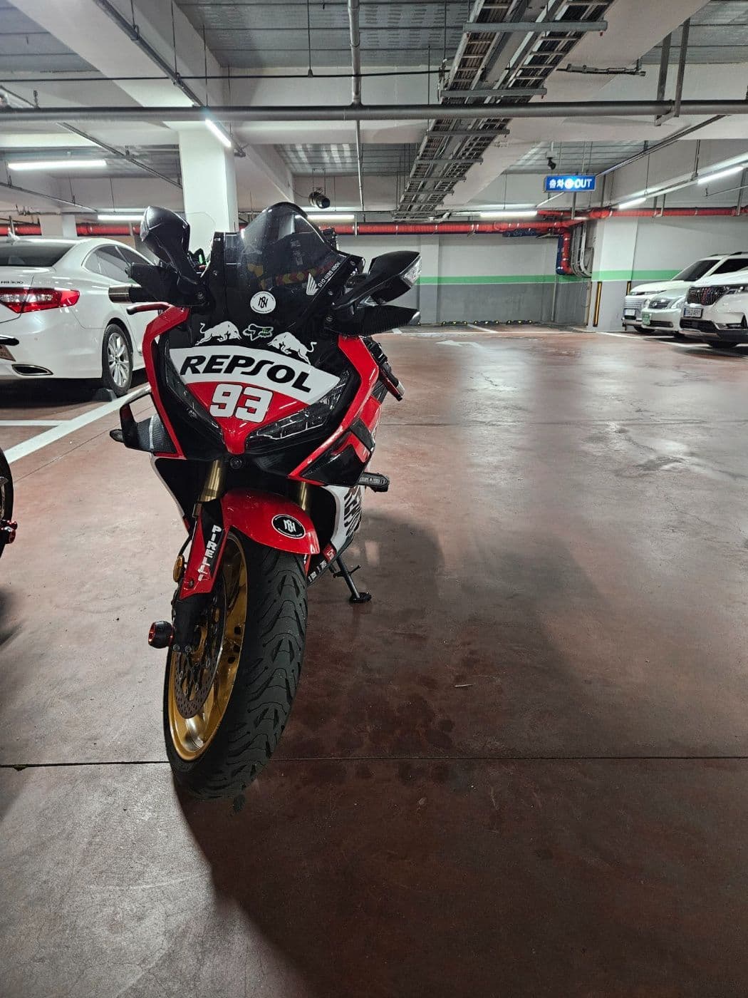 혼다 CBR 650 R MT 3