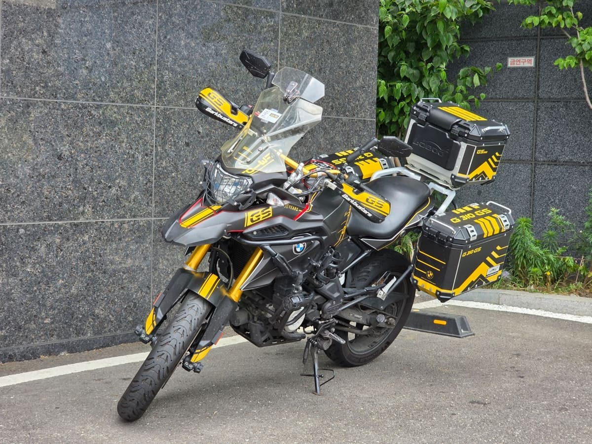 BMW G 310 GS 2