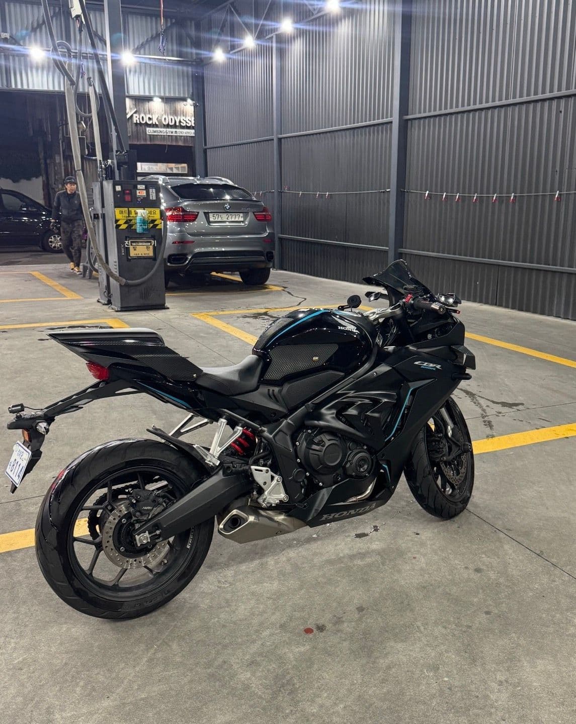 혼다 CBR 650 R MT 3