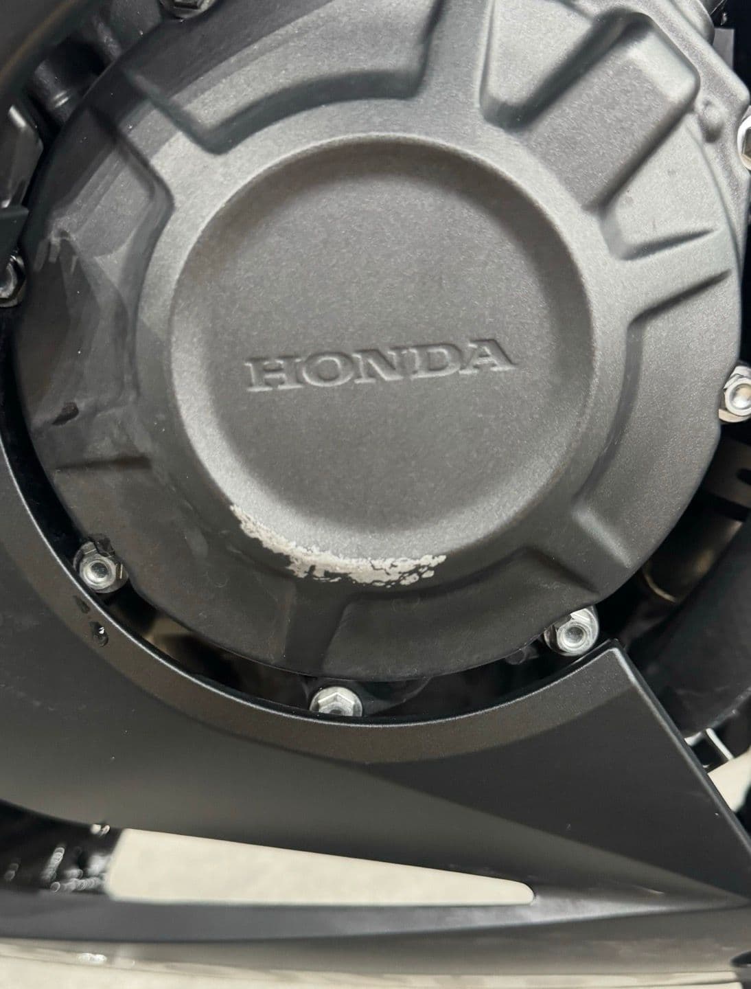 혼다 CBR 650 R MT 8