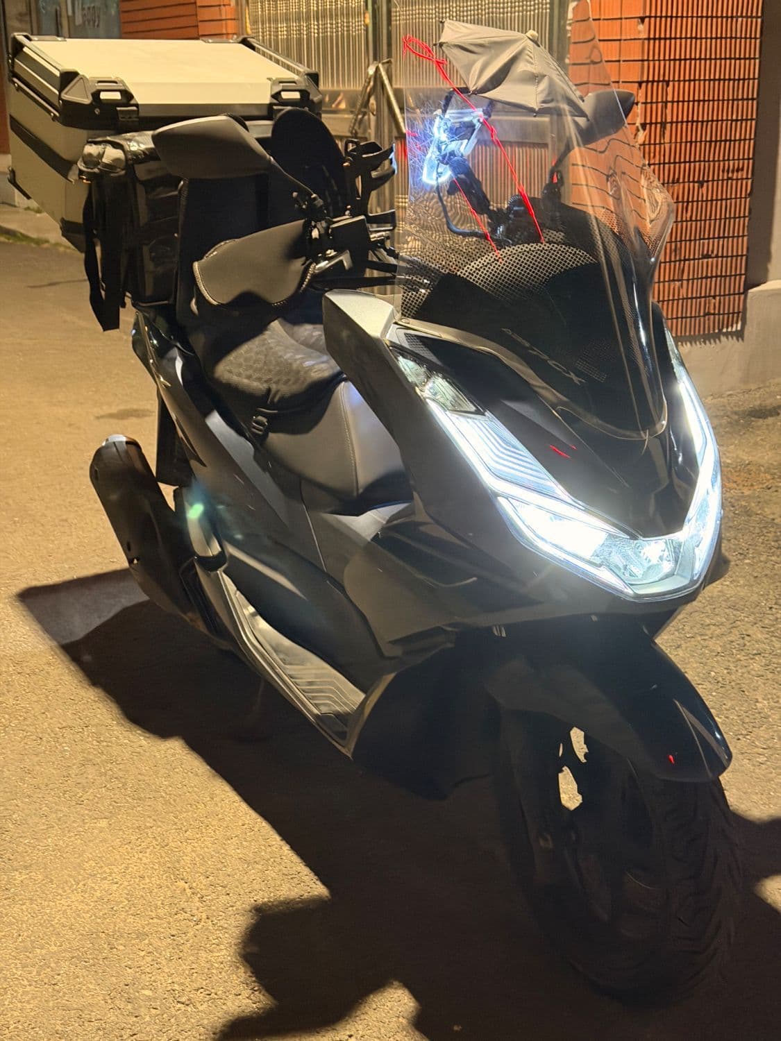 혼다 PCX 125 8