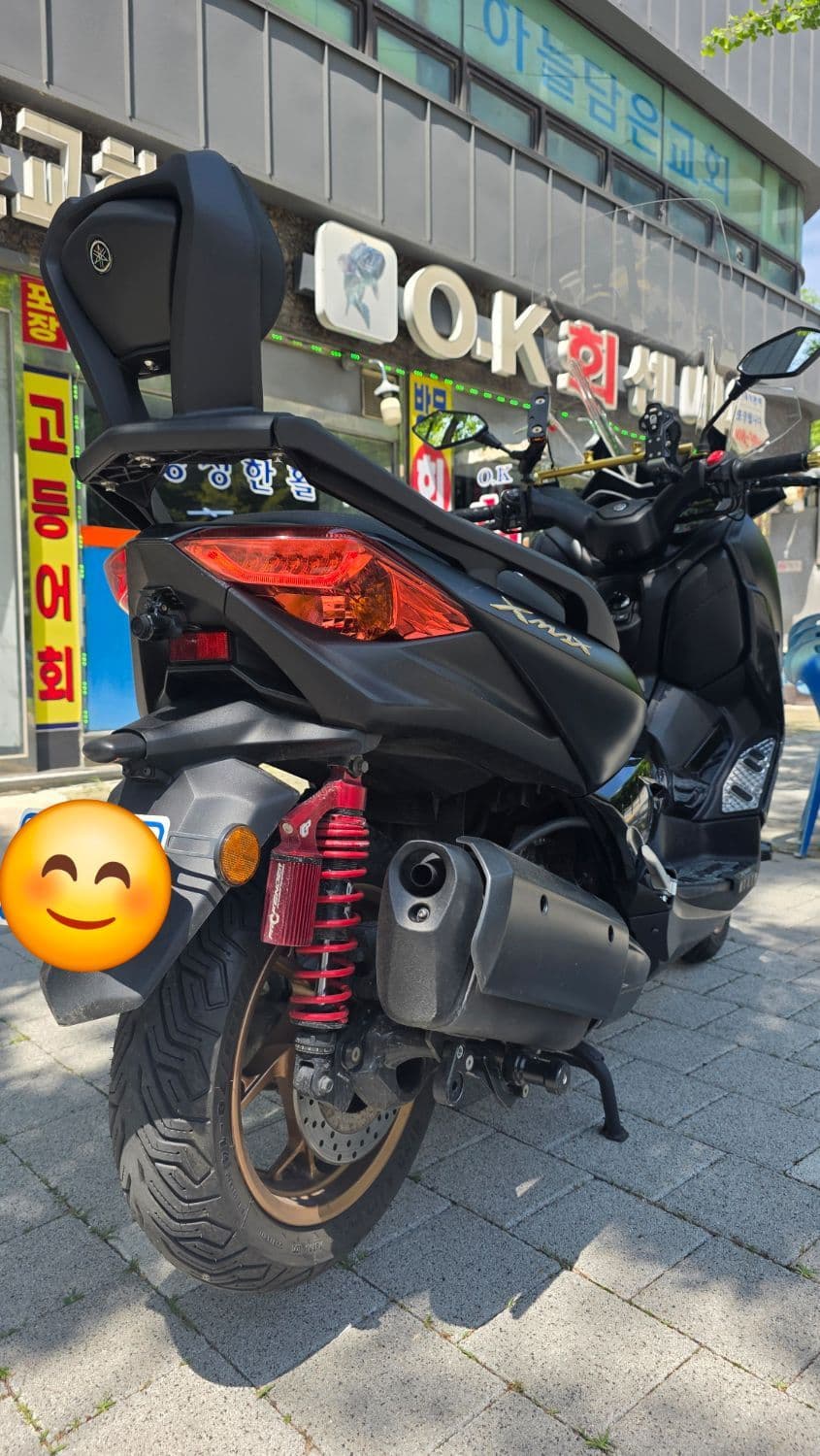 야마하 XMAX 300 ABS 7