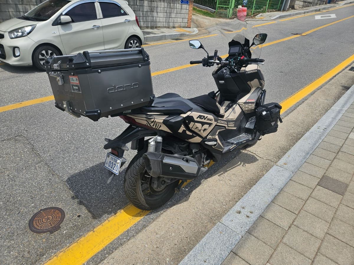 혼다 ADV 350 3