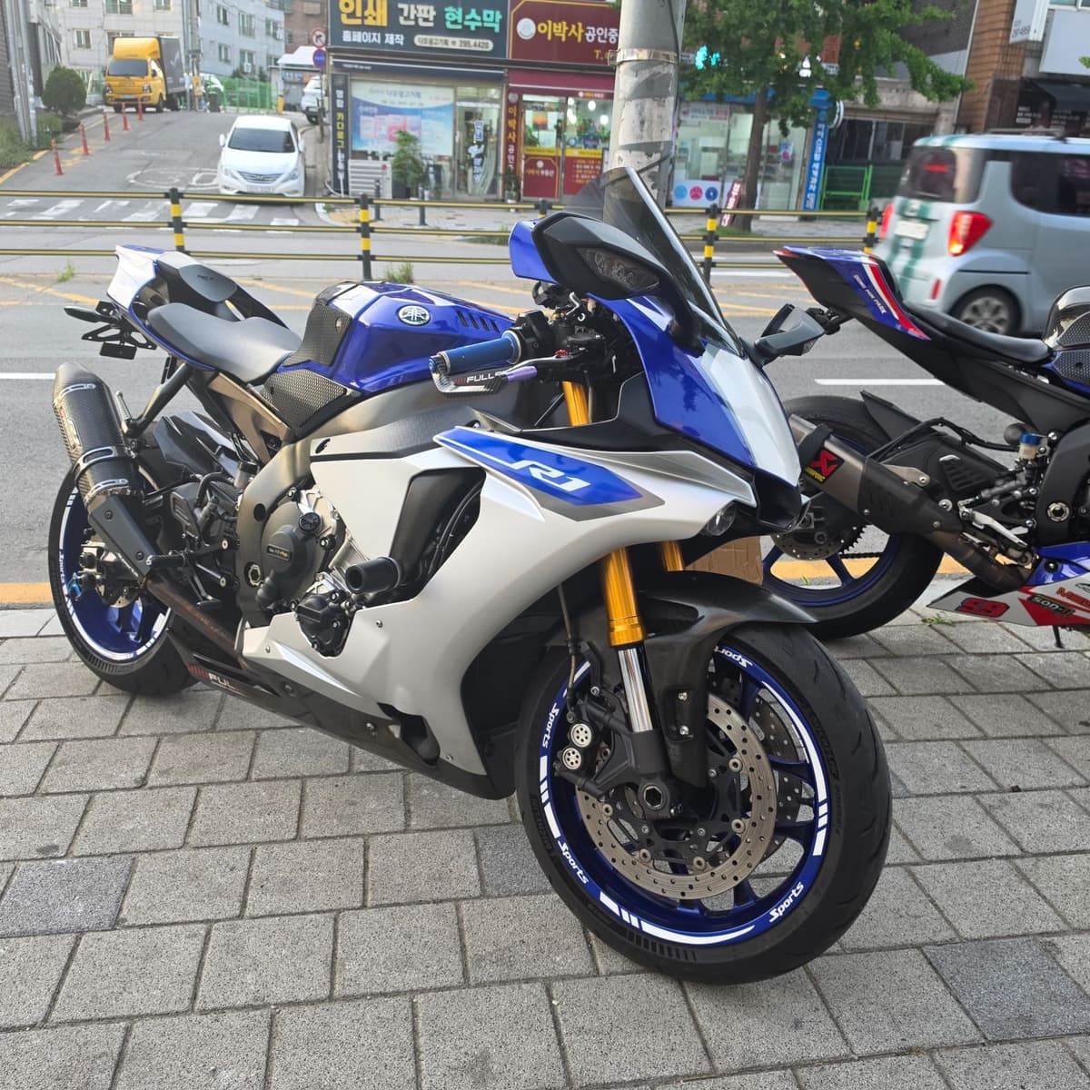 야마하 YZF R1 1