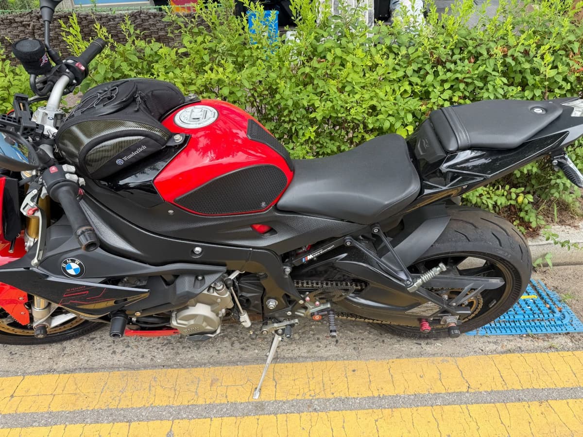 BMW S 1000 R 4