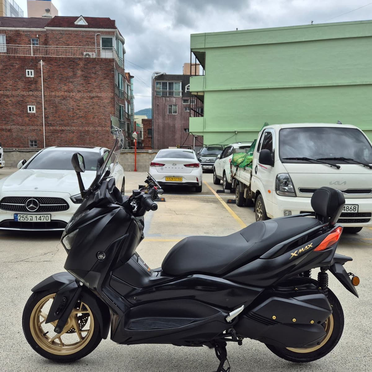 야마하 XMAX 300 ABS 4