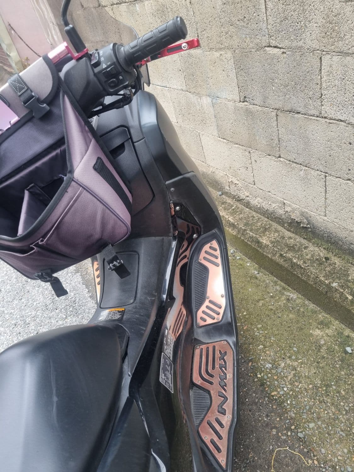 야마하 NMAX 125 8