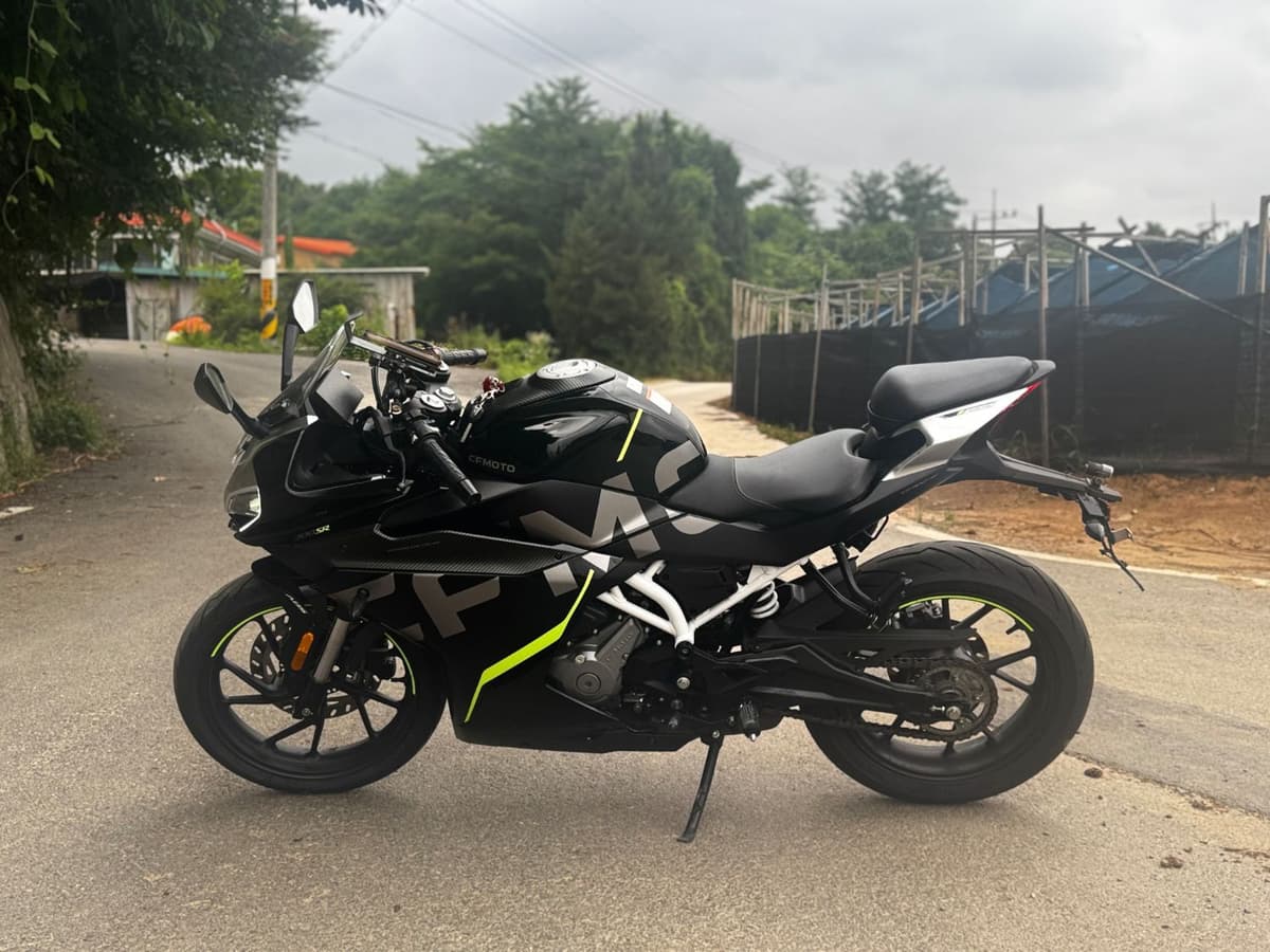 CF모토 300 SR 2