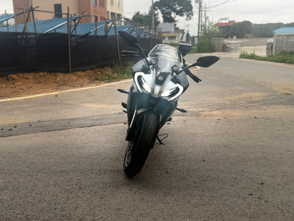 CF모토 300 SR 5