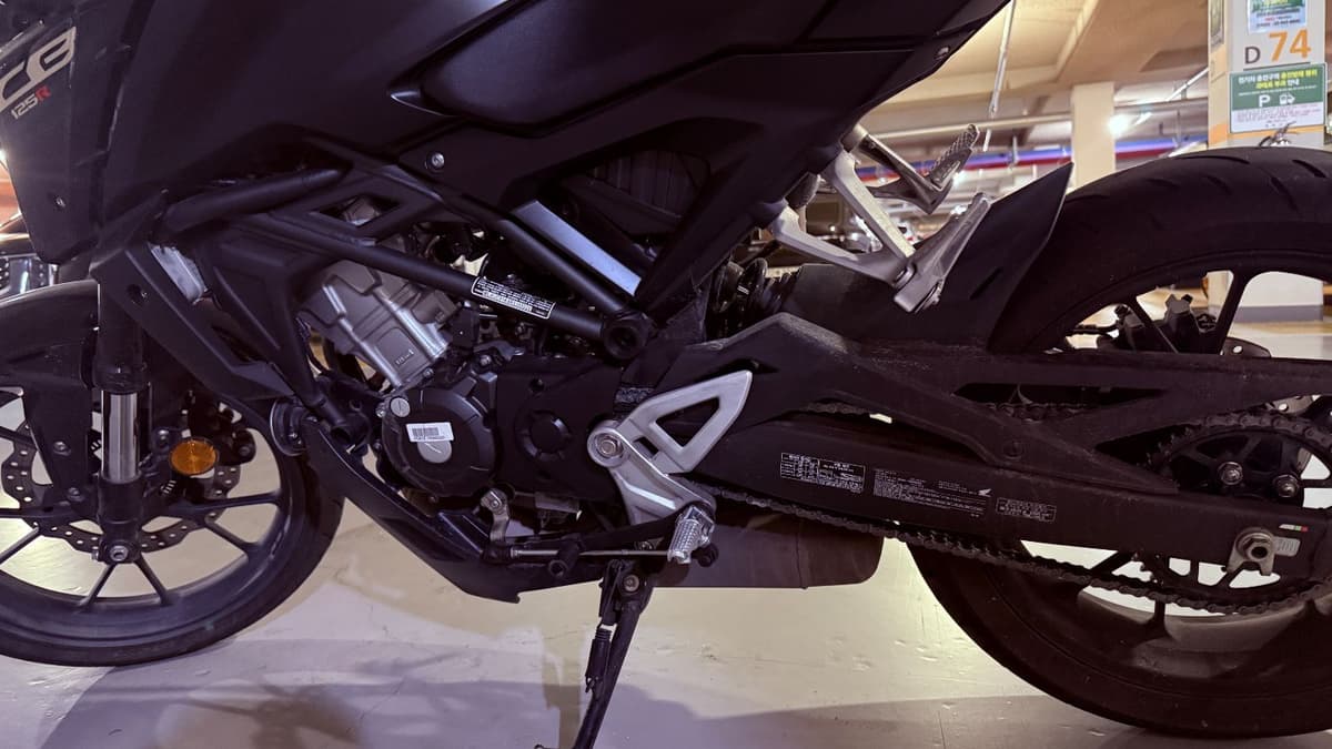 혼다 CB 125 R 5
