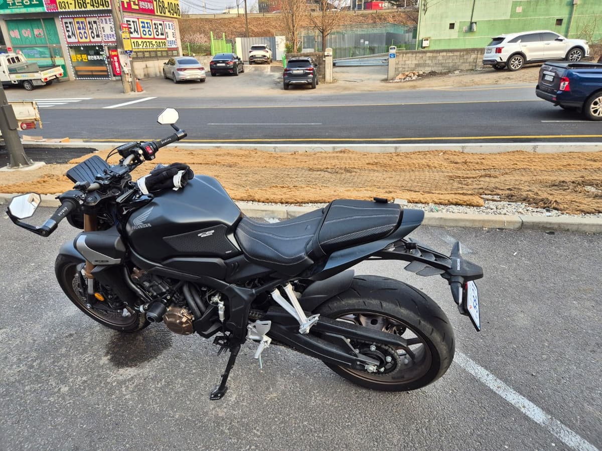 혼다 CB 650 R E-CLUTCH 2