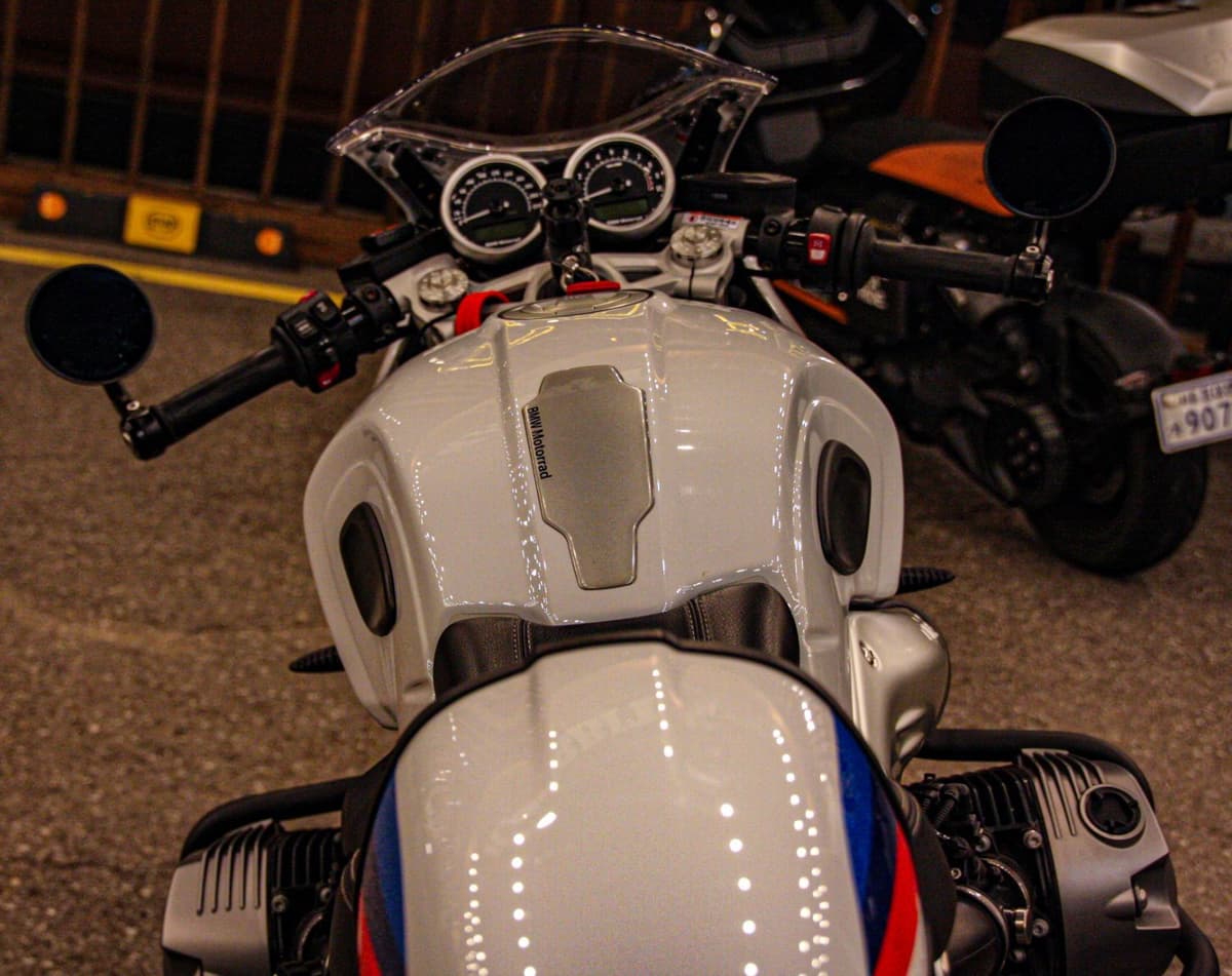 BMW R nine T 레이서 2