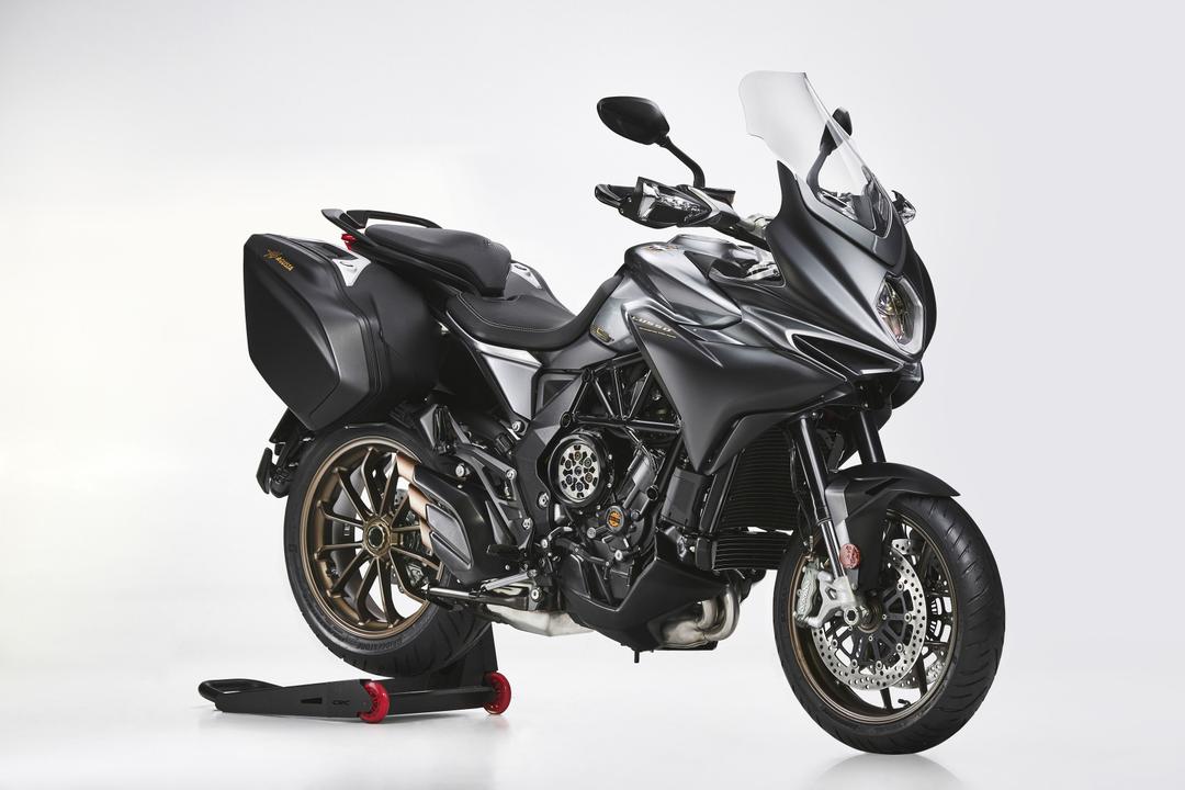 투리스모 벨로체 RC SCS