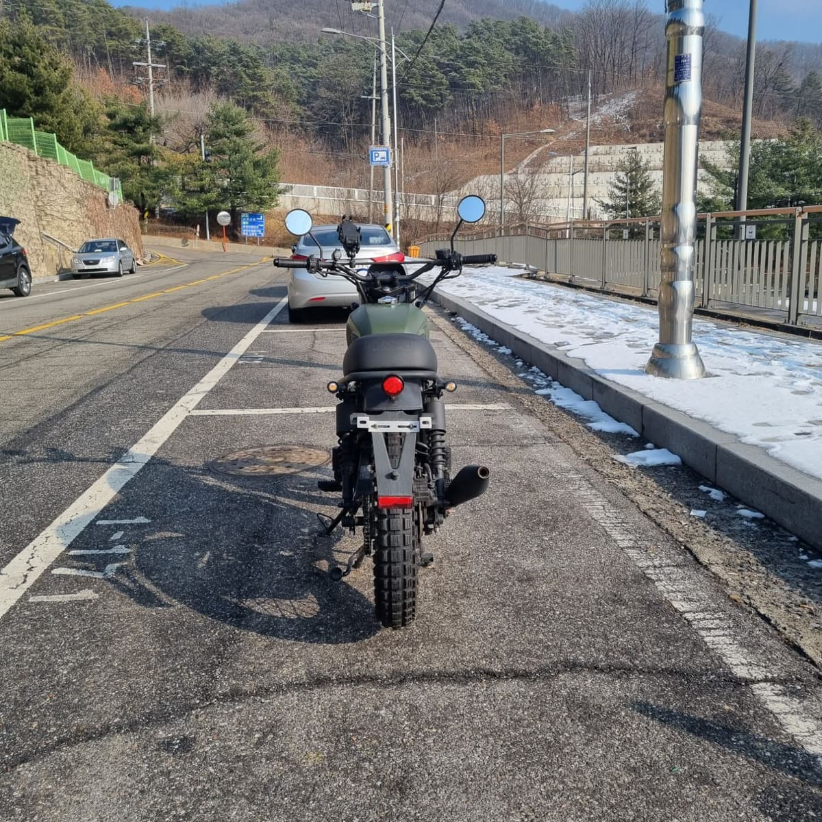 브릭스톤 펠스버그 125 ABS 3