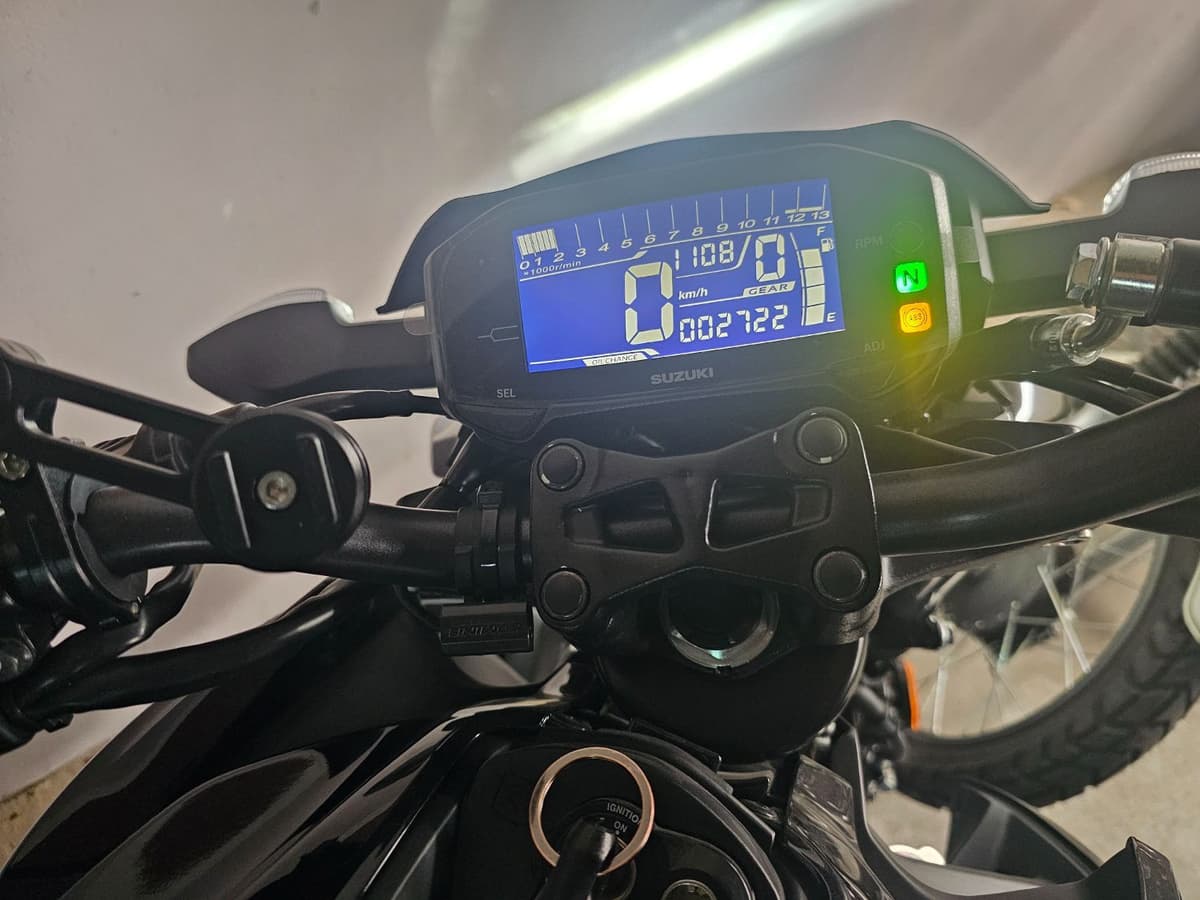 스즈키 GSX S 125 7