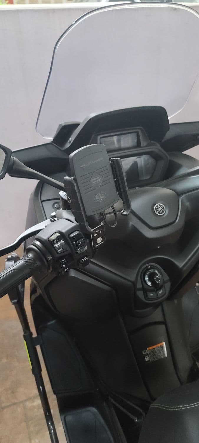 야마하 XMAX 300 ABS 7