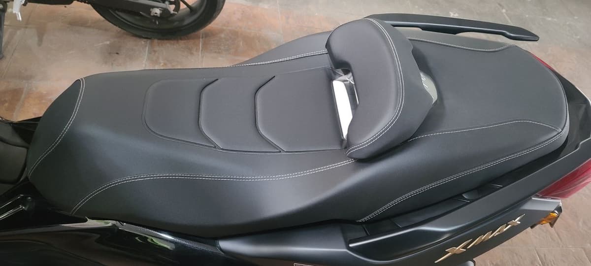 야마하 XMAX 300 ABS 4