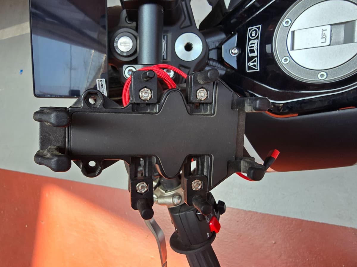 몬디알 힙스터 125 8