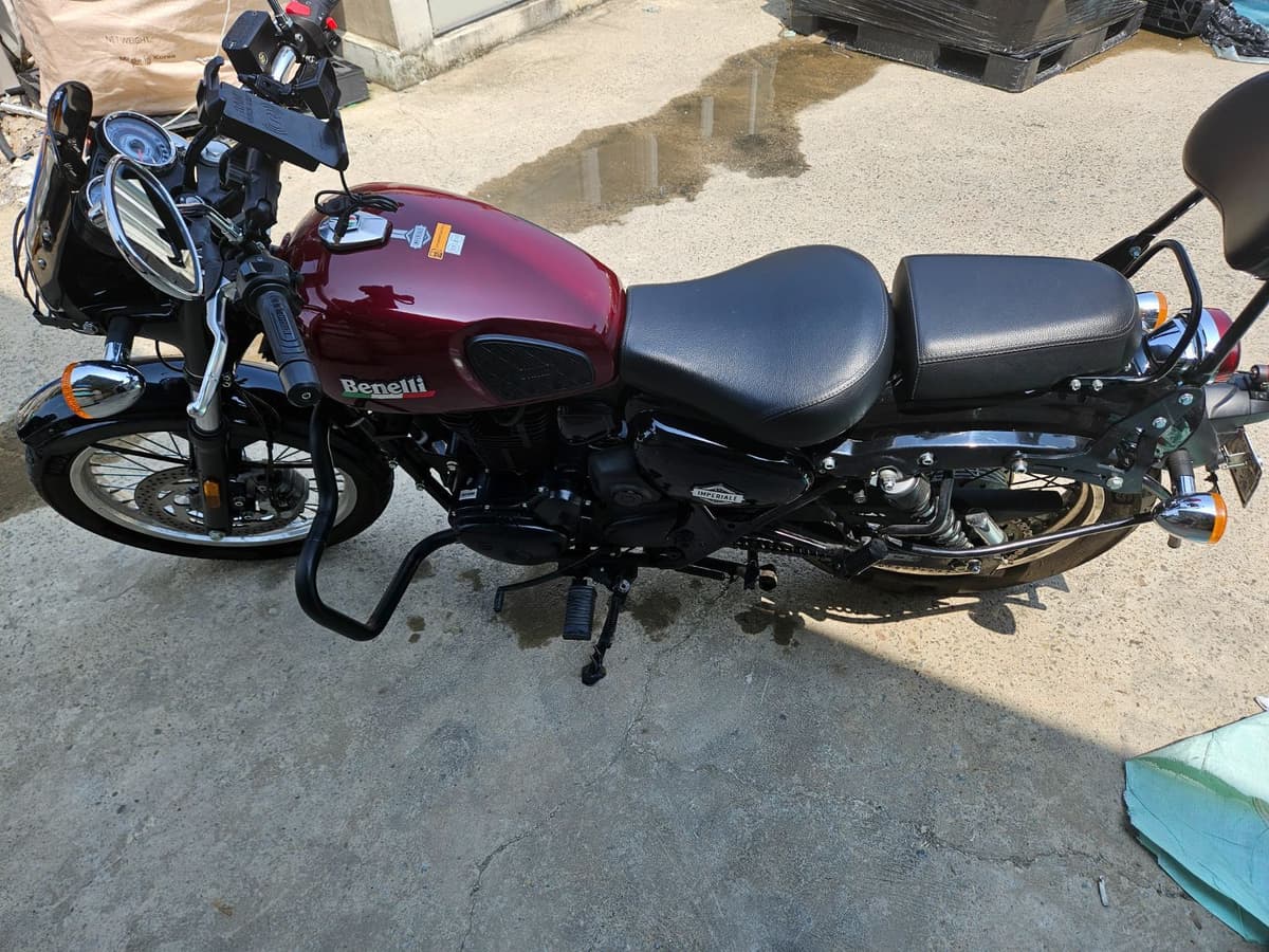 베넬리 임페리알레 400 ABS 2