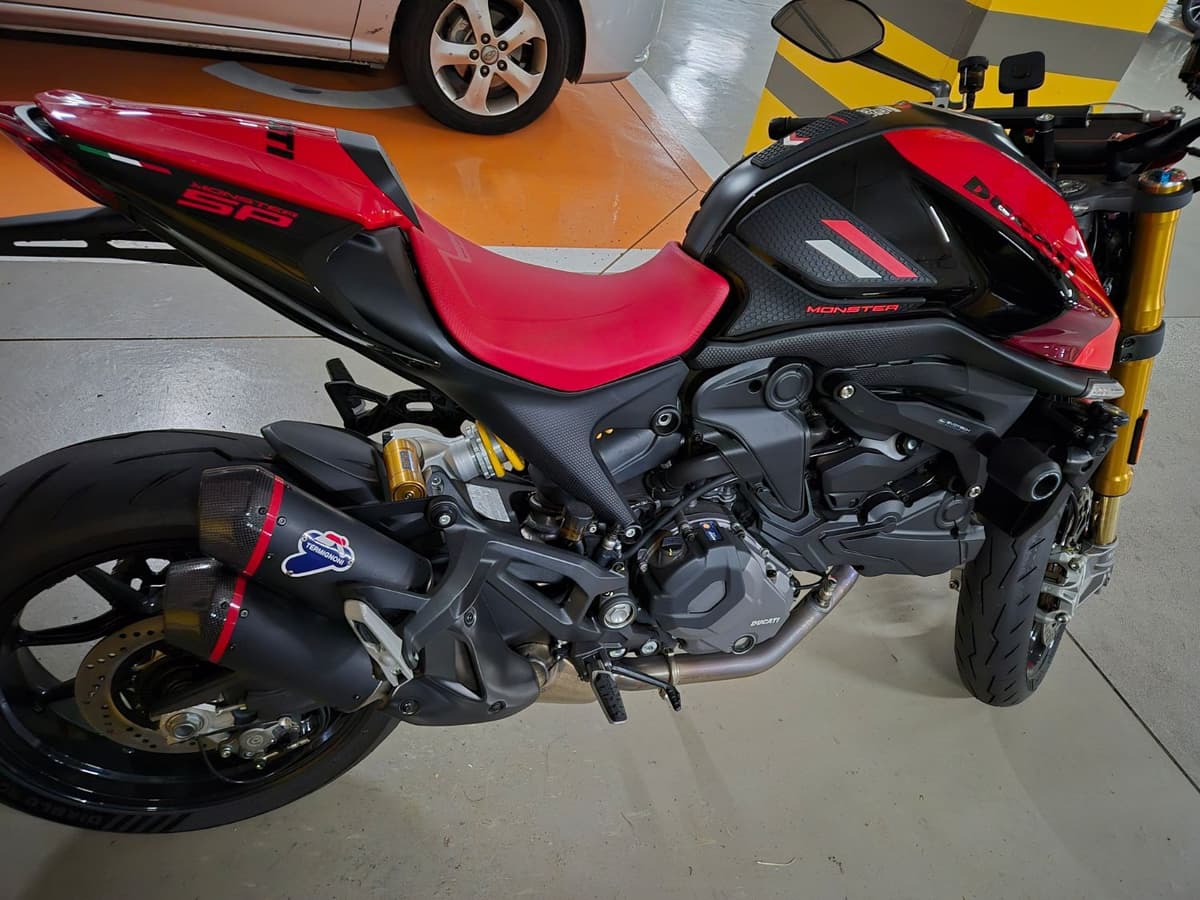 두카티 Monster SP 9
