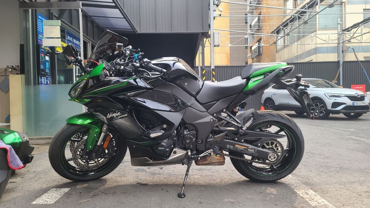 가와사키 닌자 1000 SX 20