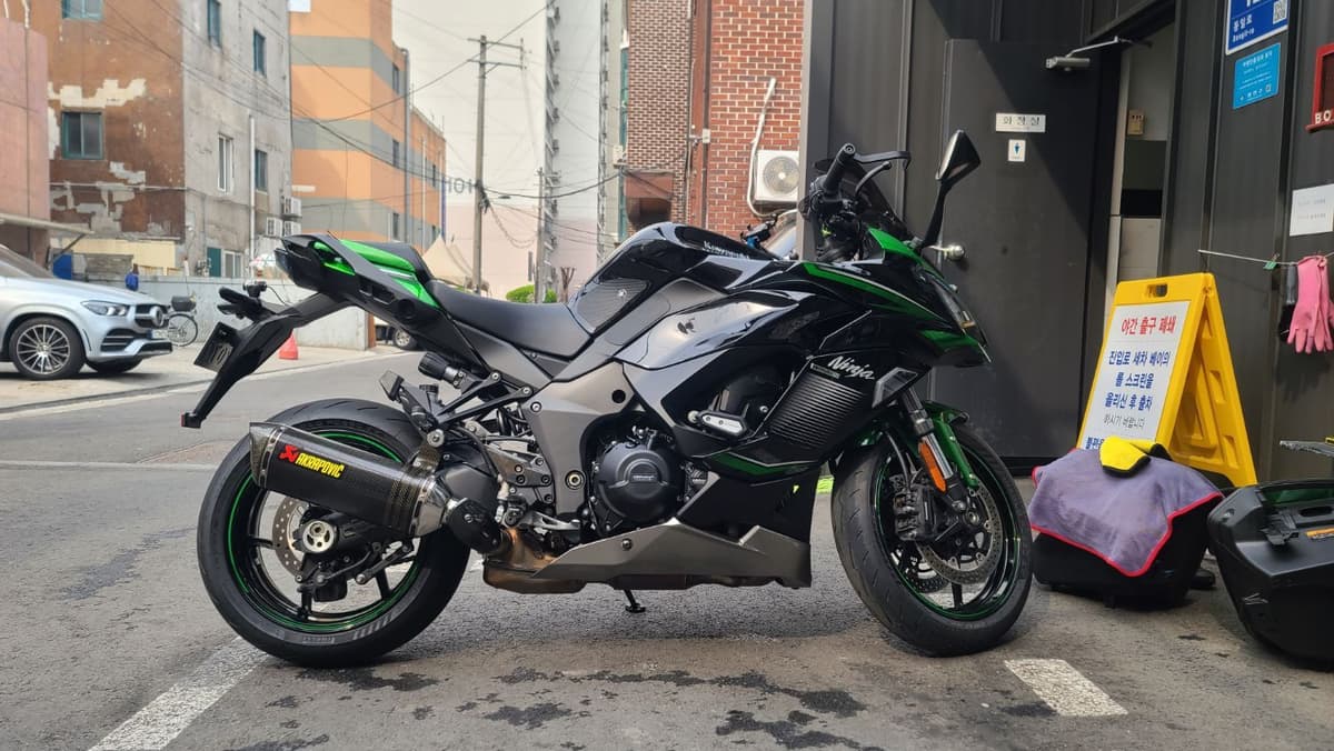 가와사키 닌자 1000 SX 19