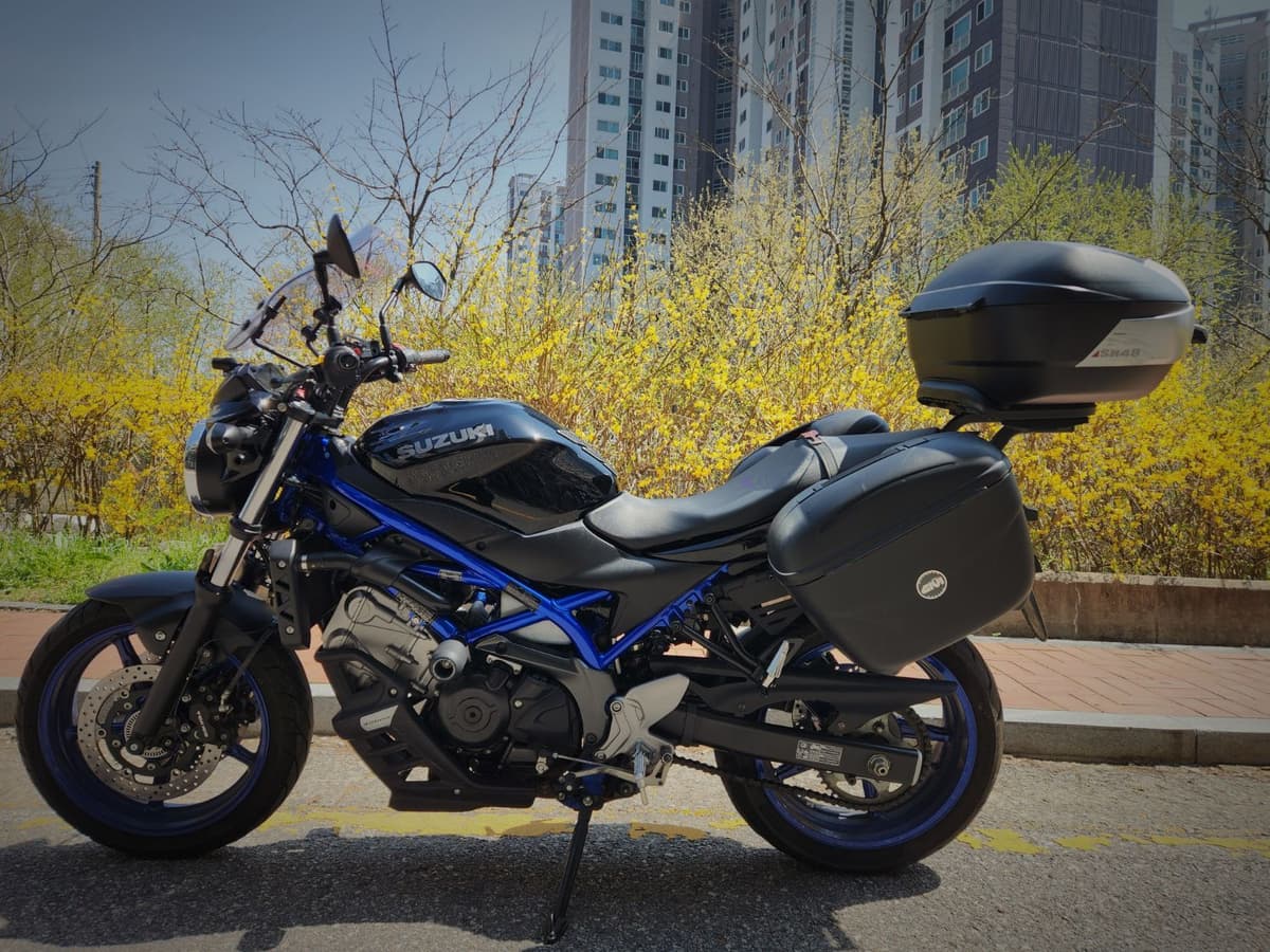 스즈키 SV 650 1