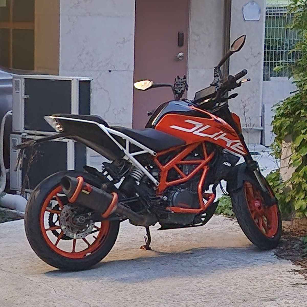 KTM 390 듀크 1