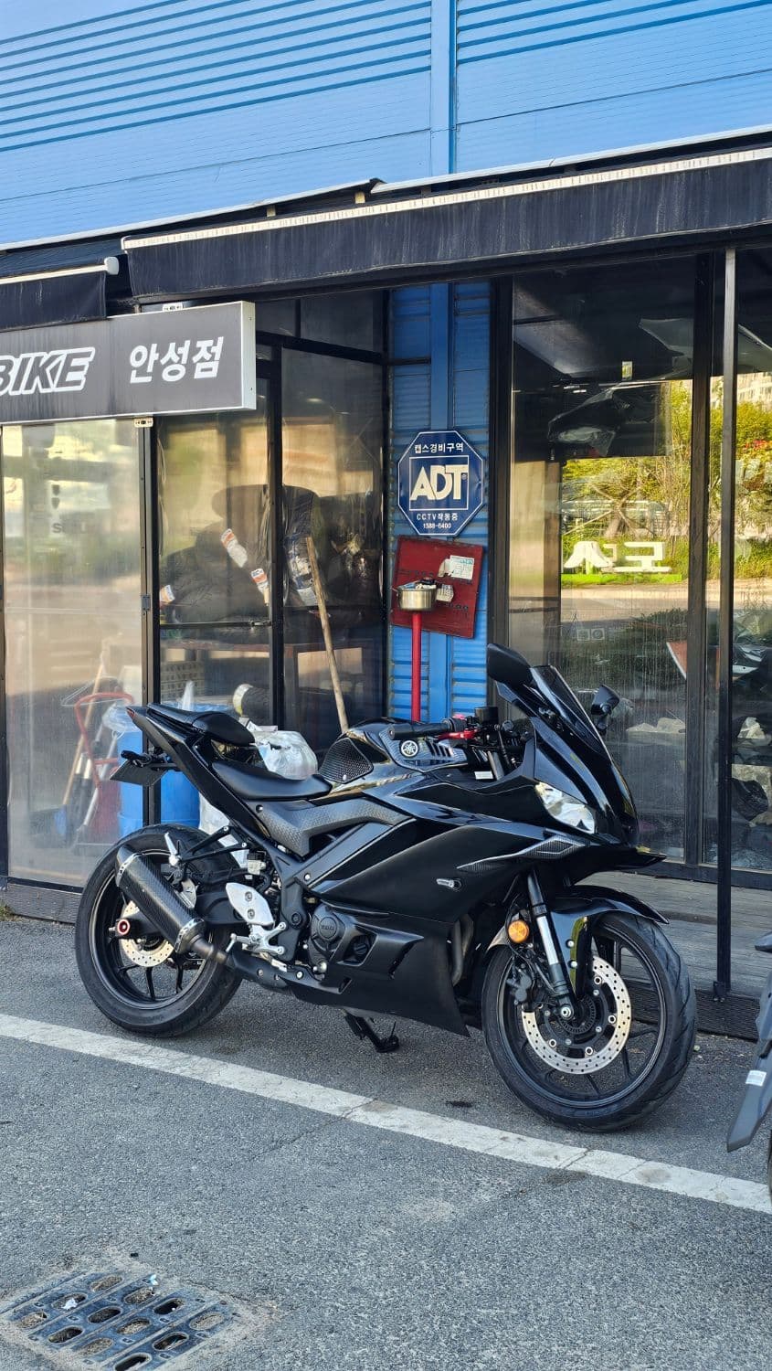 야마하 YZF R3 10