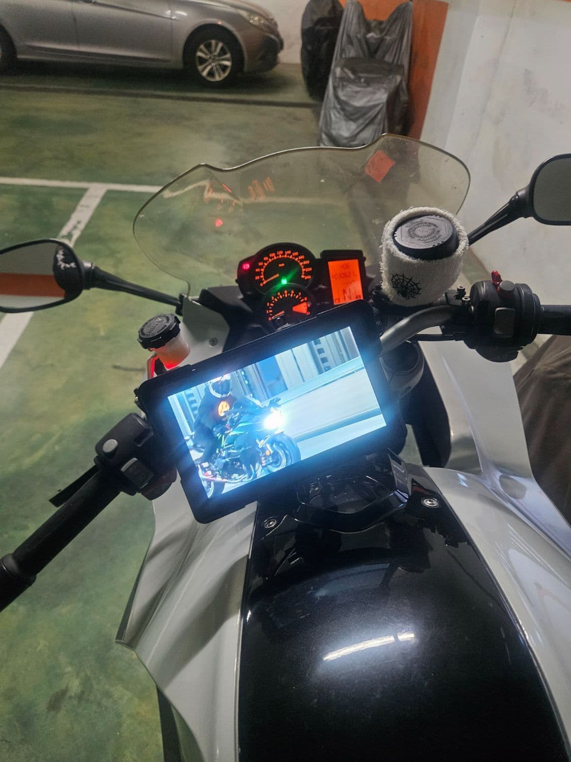 BMW F 800 ST 6