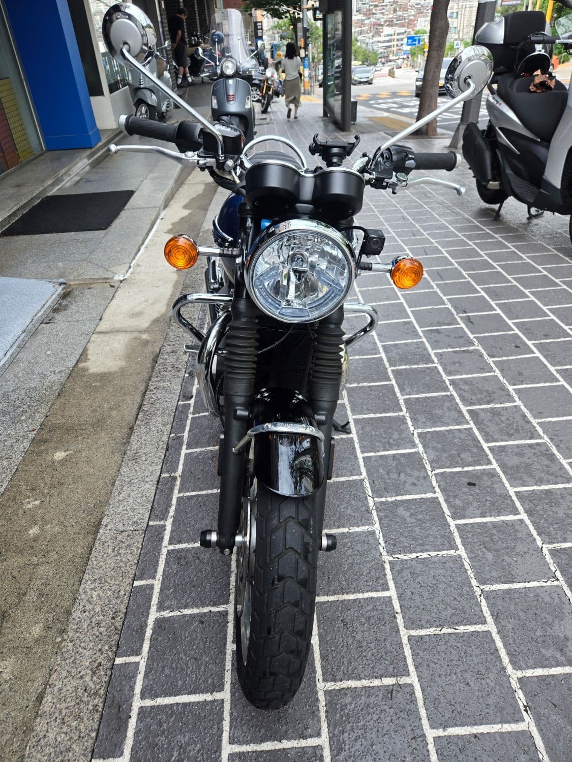트라이엄프 본네빌 T120 3