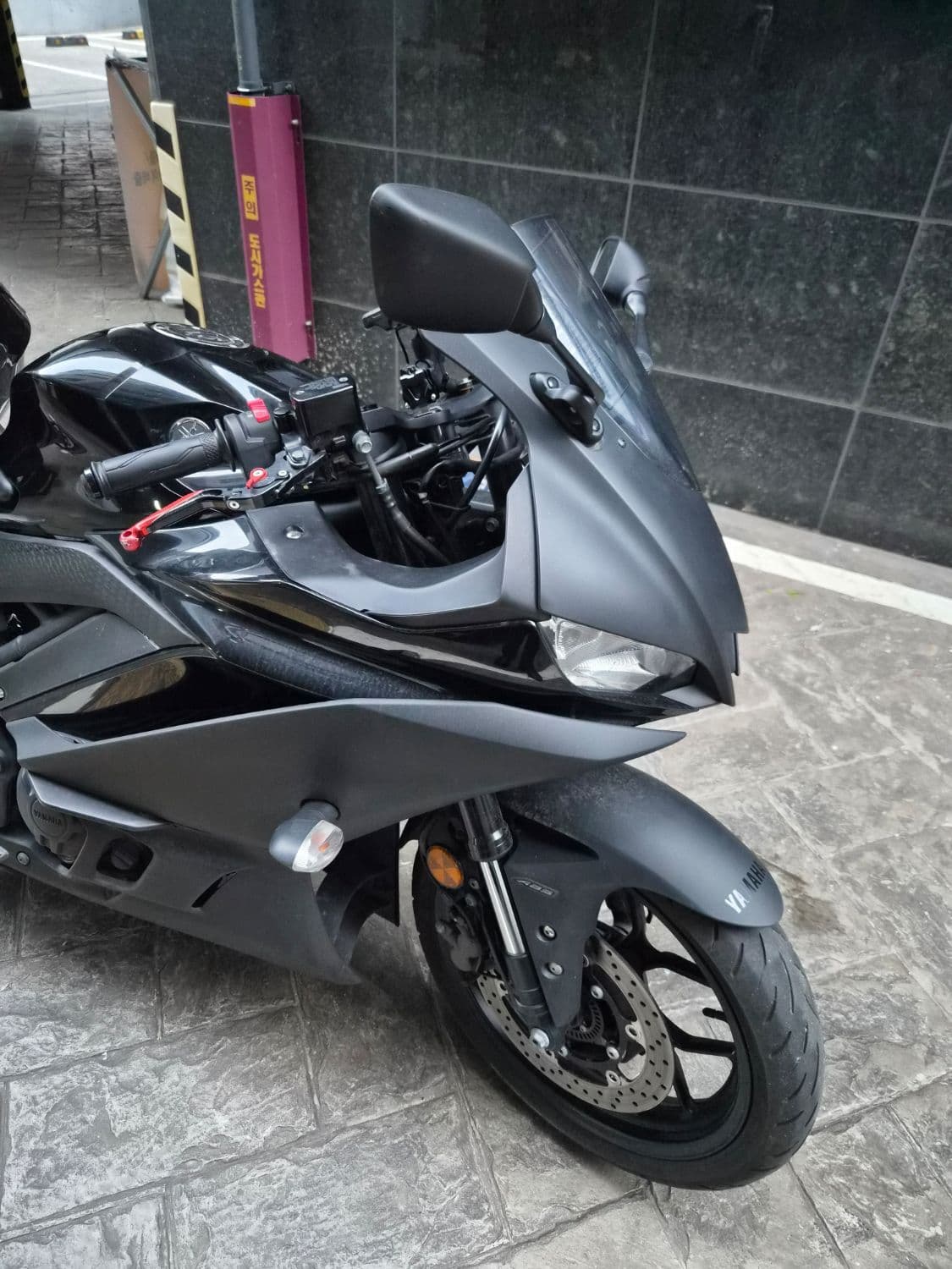 야마하 YZF R3 3