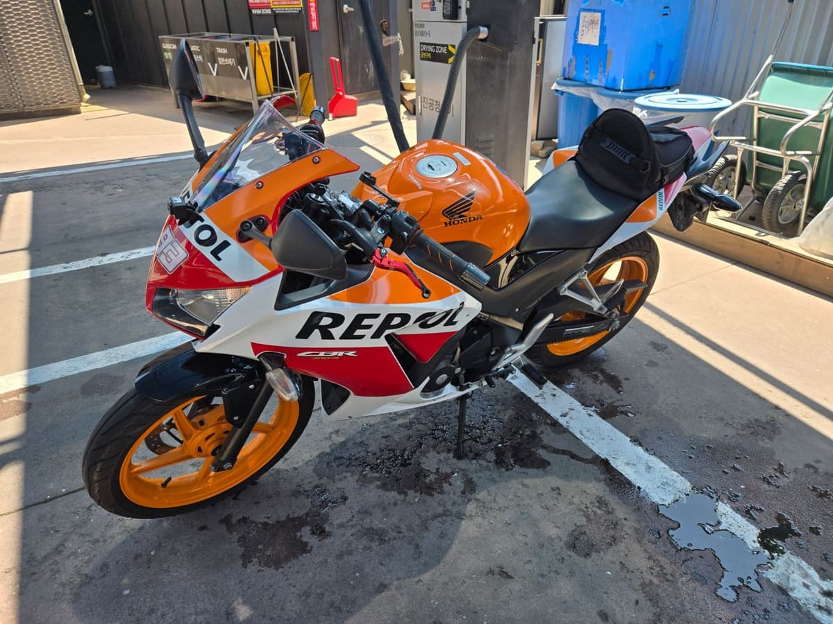 혼다 CBR 300 R 2