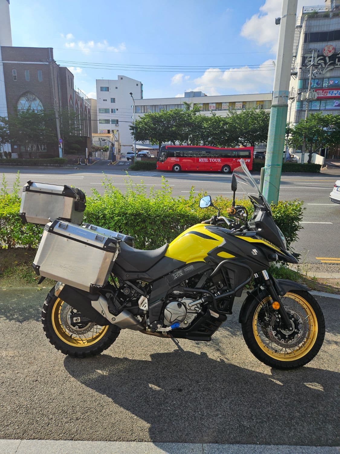 스즈키 브이스트롬 650 1