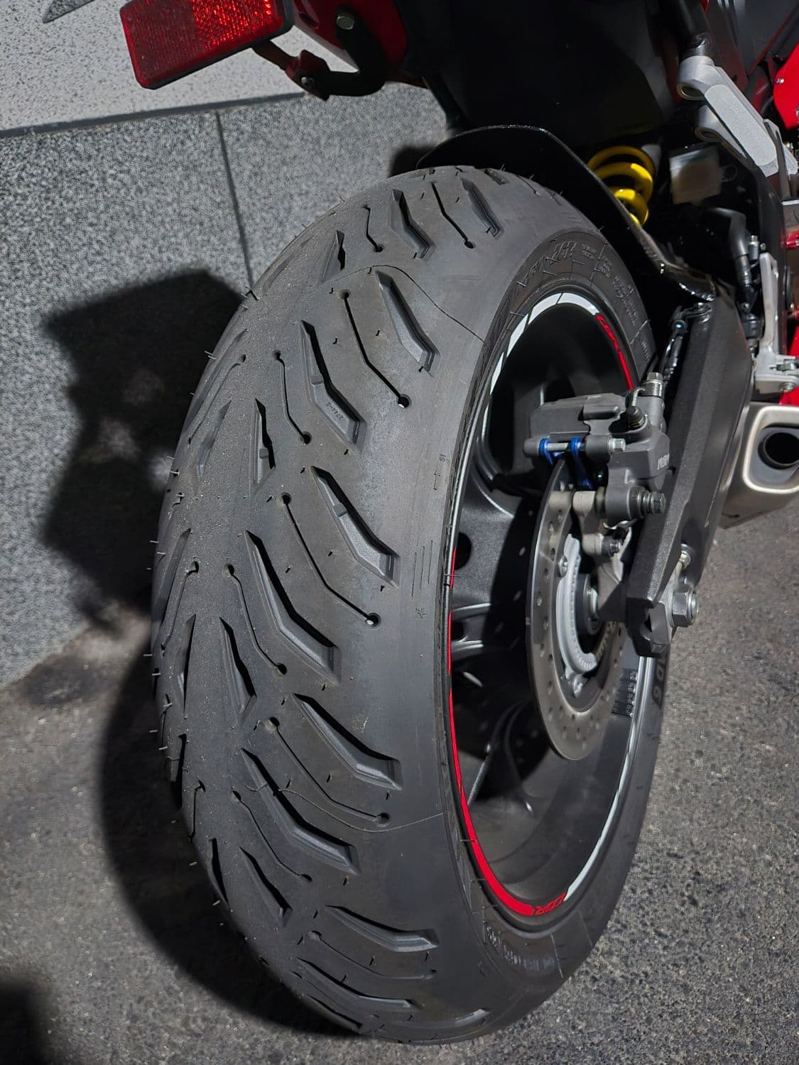 혼다 CBR 650 R MT 2