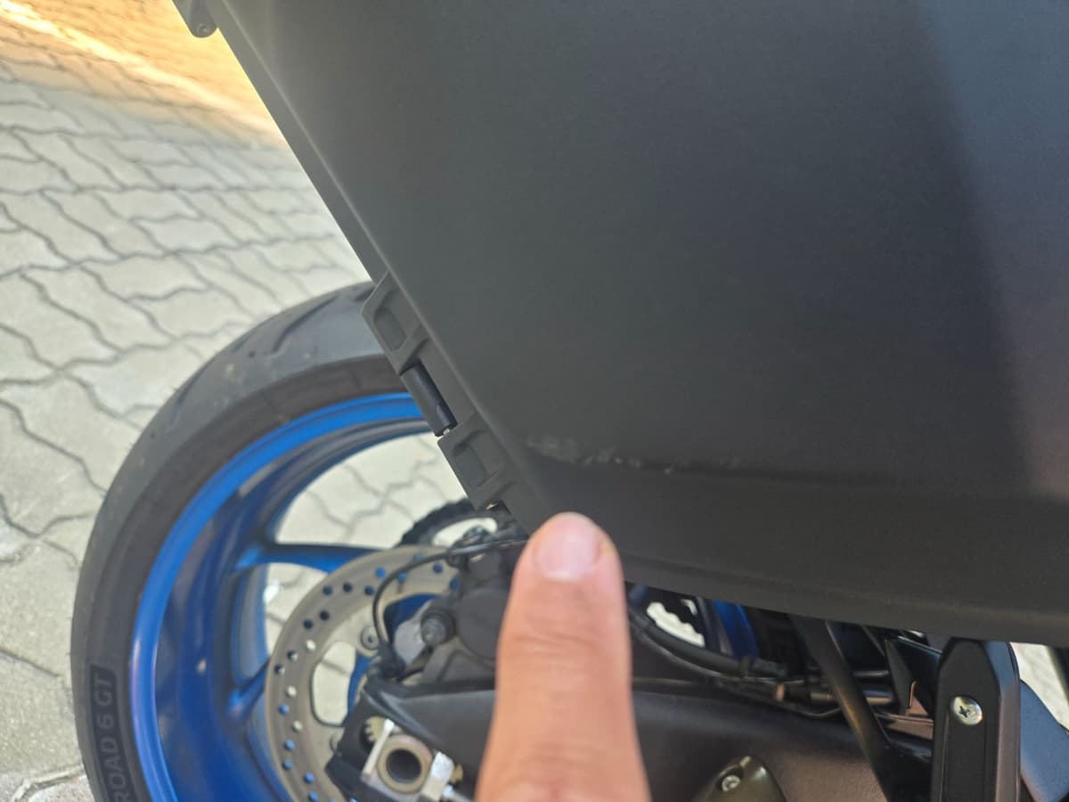 스즈키 GSX S 1000 GT 7