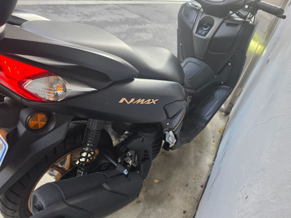 야마하 NMAX 125 4