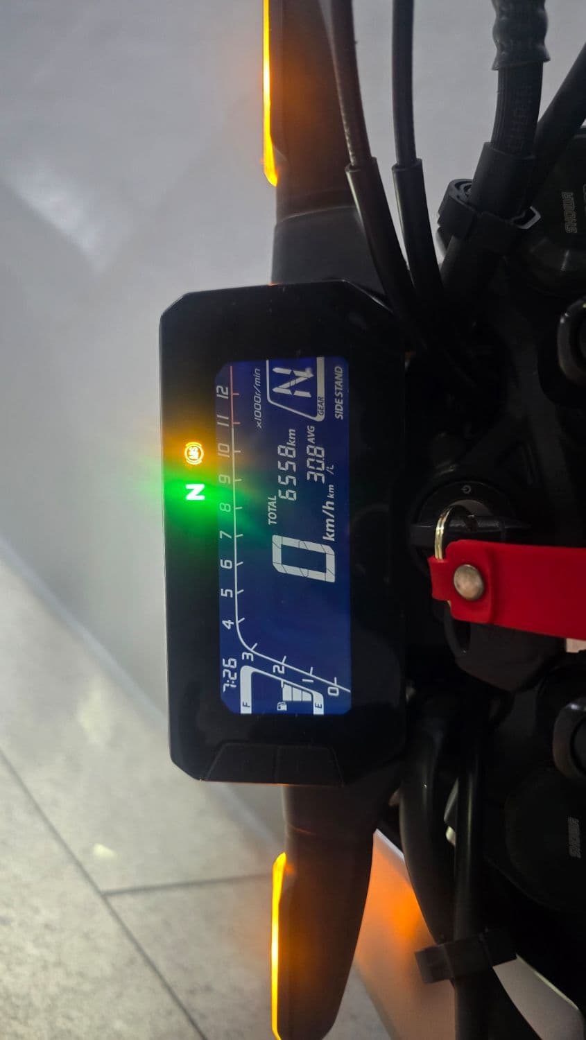 혼다 CB 125 R 6