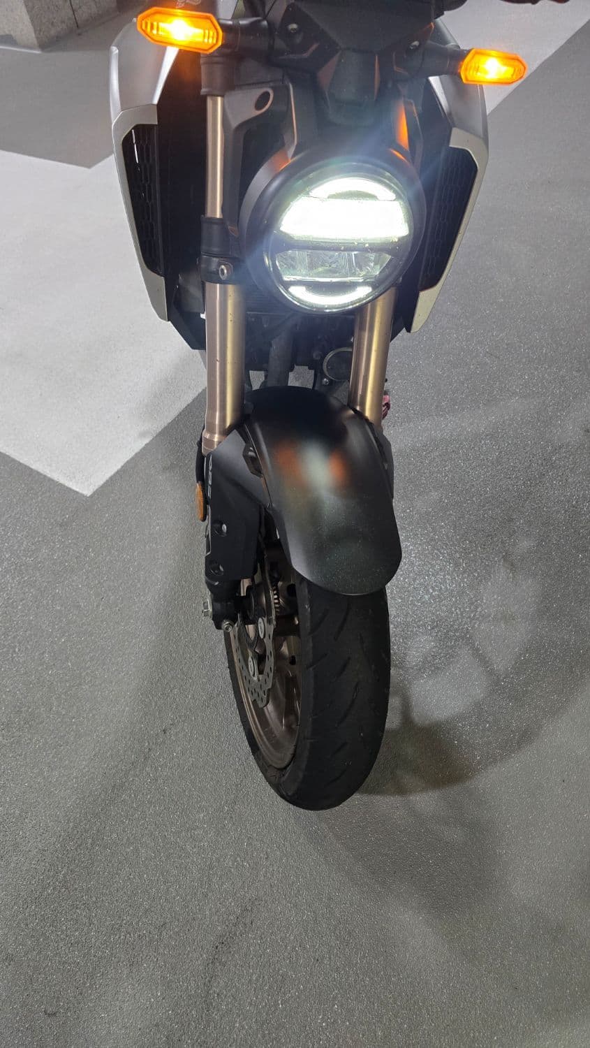 혼다 CB 125 R 5
