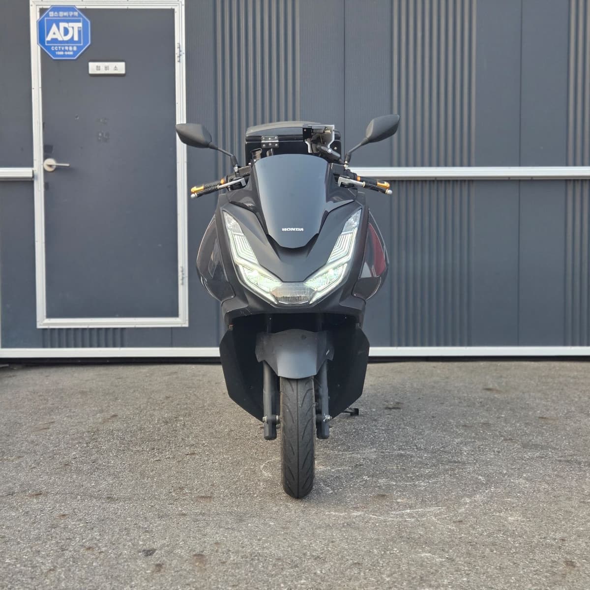 혼다 PCX 125 8