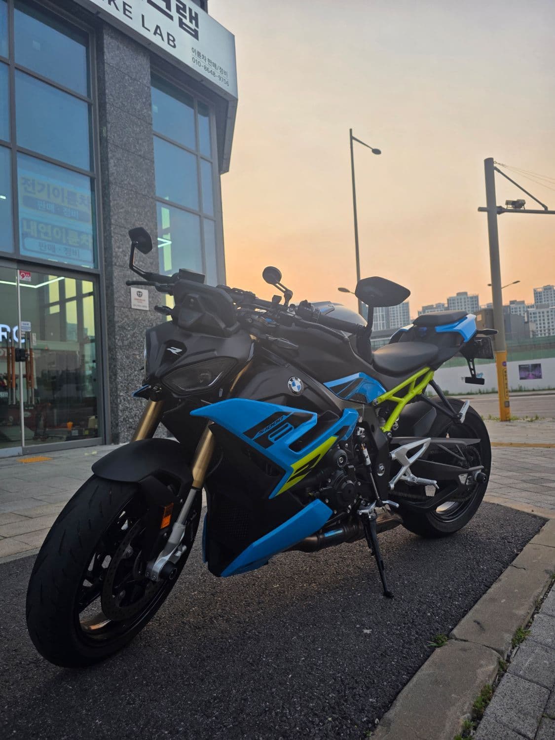 BMW S 1000 R 4